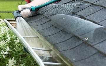Clapham Park gutter cleaning costs